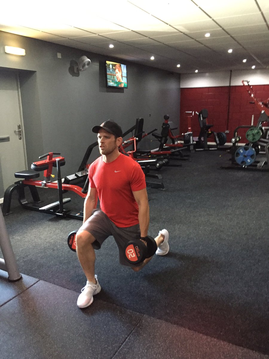 FitBoss4's tweet image. Great week training along with clients, inspiring them to push out them extra reps, 💪🏼 #fit  #fitboss