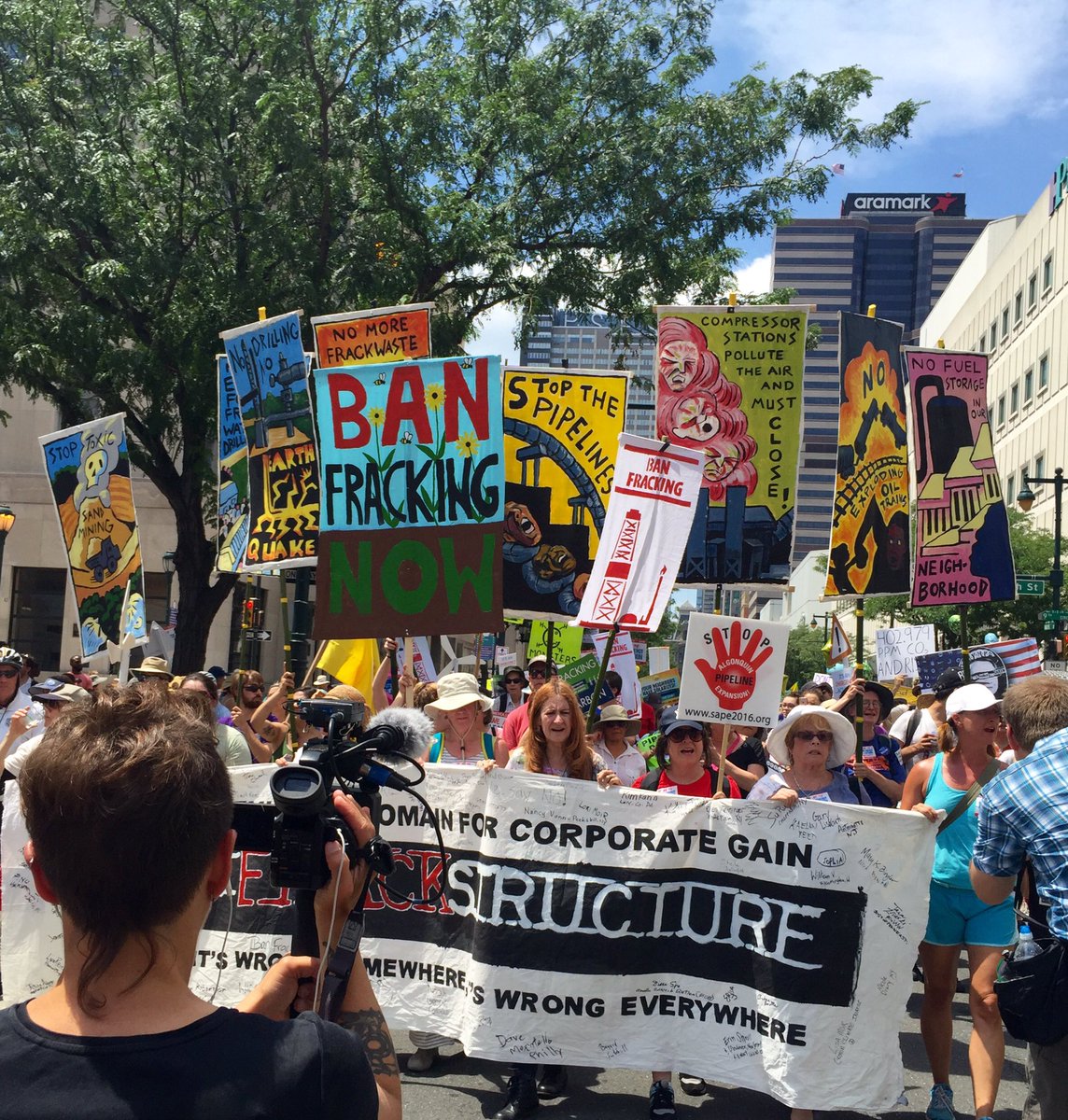 democracynow's tweet image. Happening now: Thousands march for clean energy in Philadelphia #DNCinPHL #CleanEnergyMarch