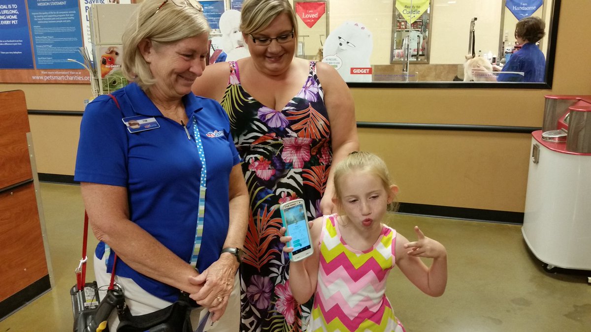 Petsmart 2088 tweet media