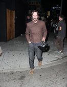 okka_nyan's tweet photo. Keanu Reeves is seen leaving The Nice Guy on his motorcycle in LA
https://t.co/iCfE9zBPgq Thanks @pearlsmiss https://t.co/g6pOtATTje