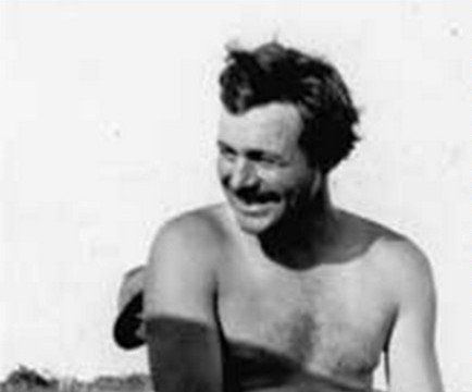 ScozzariFrank's tweet image. Write hard and clear about what hurts.
—Ernest Hemingway—