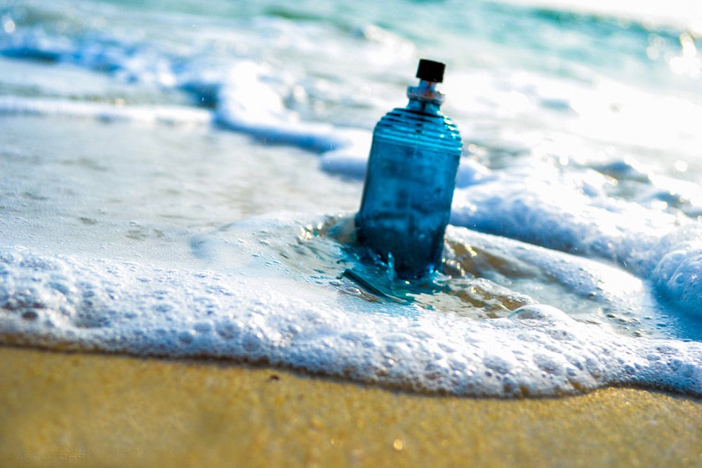 запах моря. парфюм и море. Eau des merveilles bleue hermes edt новый флакон 50мл. фотосессия парфюма на природе. Jo malone wood sage sea salt.