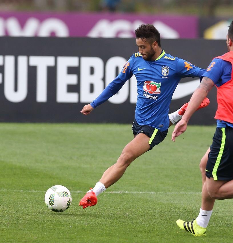 F_Andersoon's tweet photo. ⚽️🇧🇷 https://t.co/patK30la8h