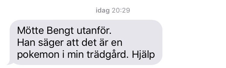 pippivogel's tweet photo. När pappas granne springer på honom på parkeringen… Min pappa 65 barre springer alltså runt och leta Pokémons. https://t.co/u6OC5ucZtm