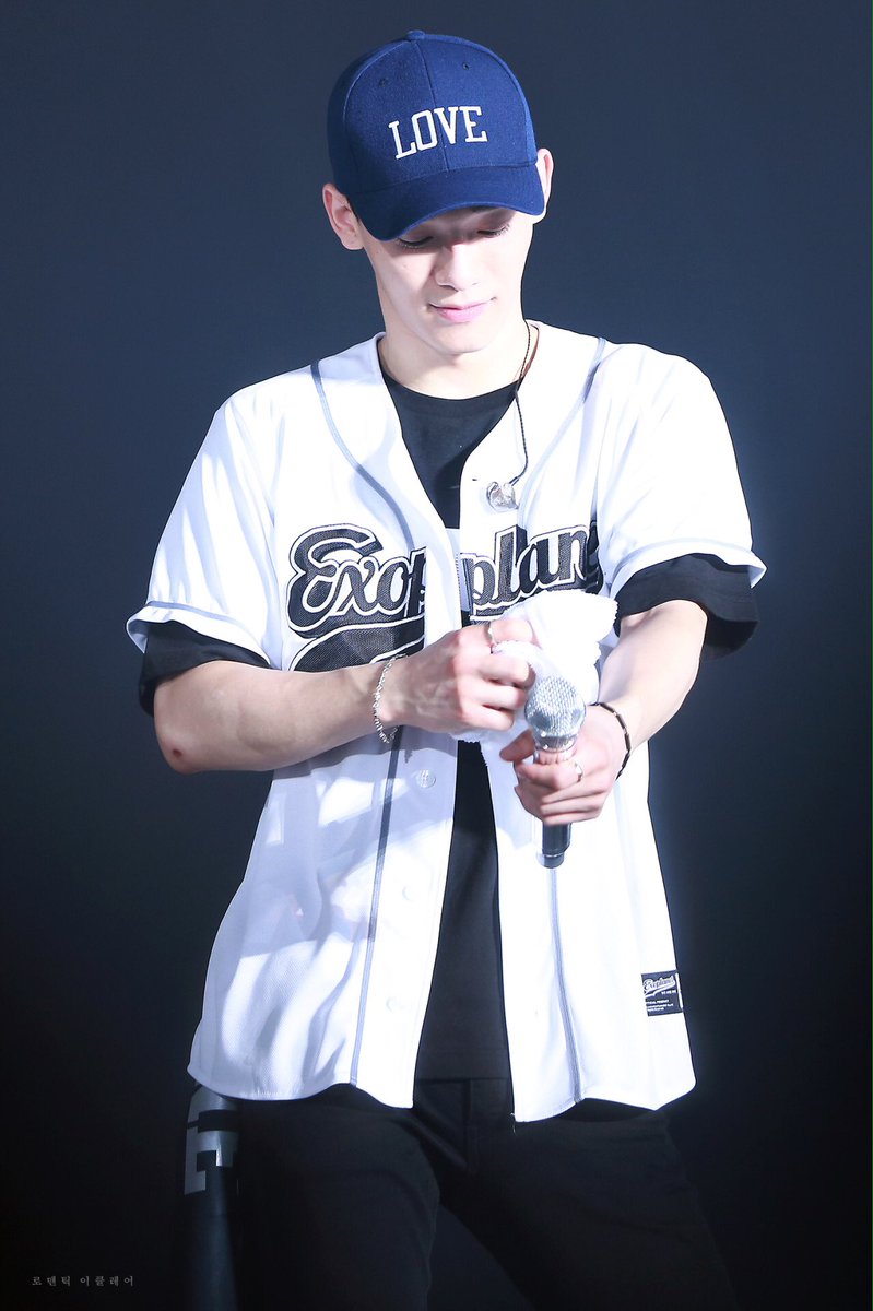 chen (@chenlog) on Twitter photo 