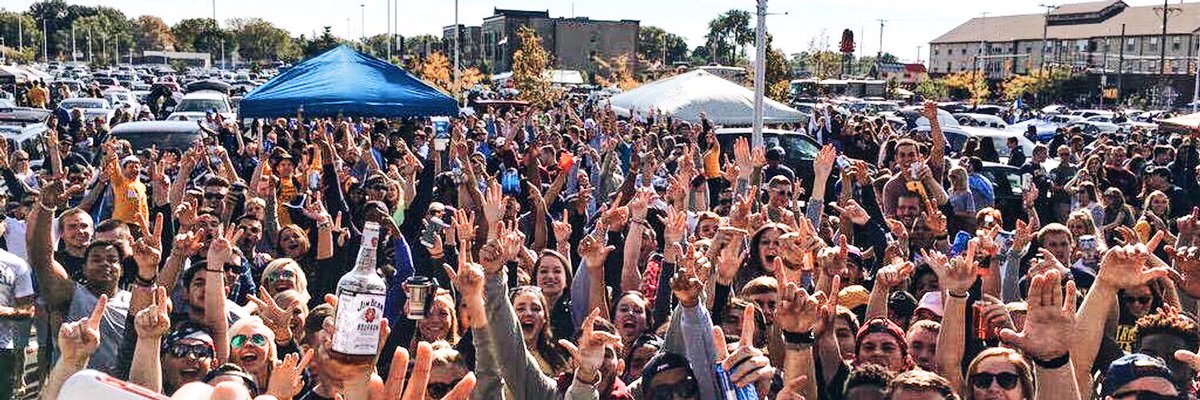 RT if your ready for UT TAILGATE SEASON 🚀🚀🚀 #UTYOUKNOW #RocketNation #UTOLEDO
