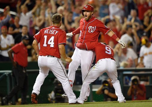 Padres_FZ's tweet photo. #MLB Drew's game-ending triple lifts Nationals over #Padres 3-2 https://t.co/dv04ZxVXlK https://t.co/rYsO1TZdQw