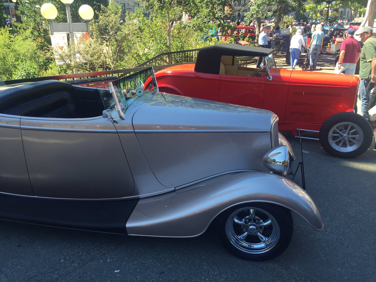 SPD_Recruiting's tweet photo. #yyjtraffic For those who don't live cars. My apologies https://t.co/zXuWilyCUK