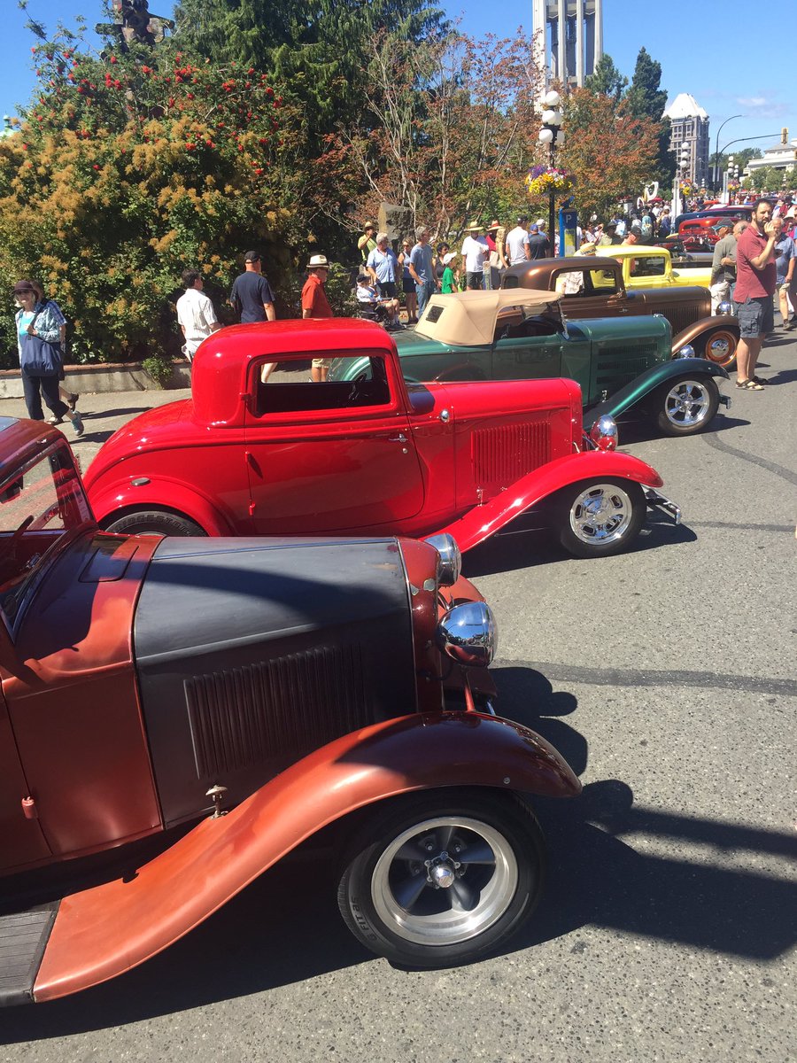 SPD_Recruiting's tweet photo. #yyjtraffic #art #DeuceDays https://t.co/sKzZQ2Xld5