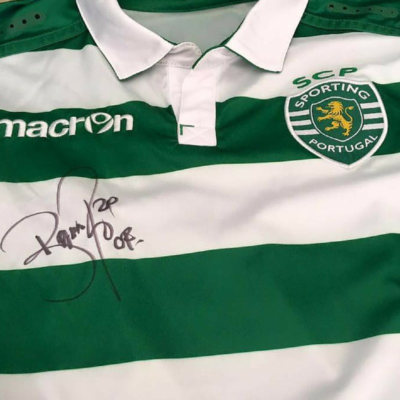tdmaxcr's tweet photo. Sigue a @CRLegionarios. Da RT a esta imágen y participa por la camisa firmada de Bryan Ruiz https://t.co/9KHMVz0W82