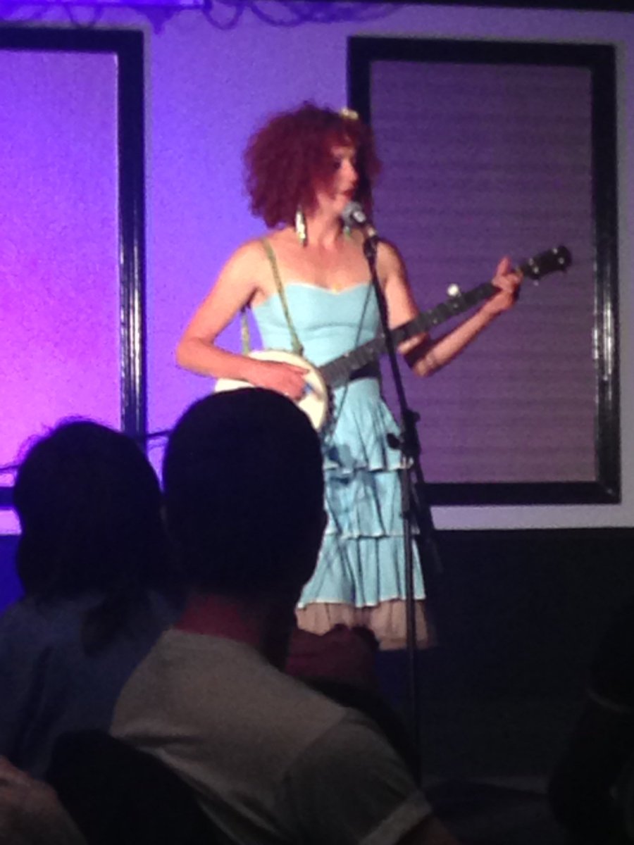 "Now I'm not very good at banjo, my D's a little off. I'm not very good with the D" #AQ2016