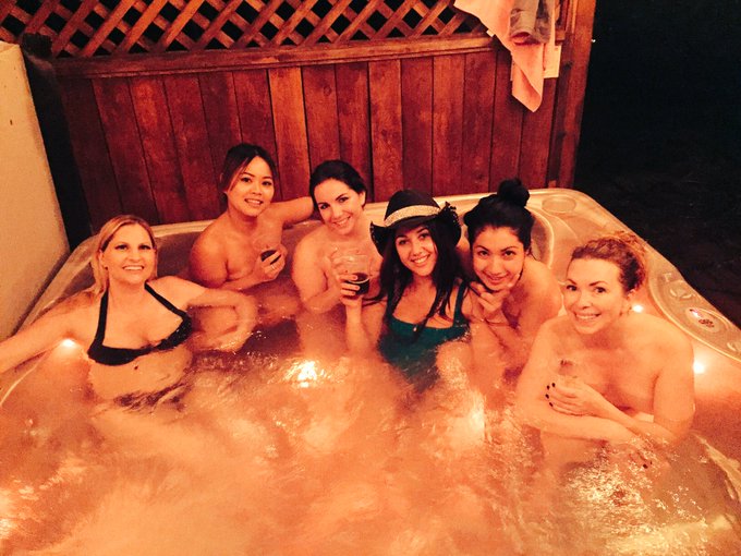 Holy shit...what a party! A tame pic of a wild night w/@AstroDomina @DominaSnow @cearalynch &amp; so many<a href="/tag/porn"class="tags"><span>#porn</span></a><a href="/tag/femdom"class="tags"><span>#femdom</span></a><a href="/tag/forcedbi"class="tags"><span>#forcedbi</span></a>