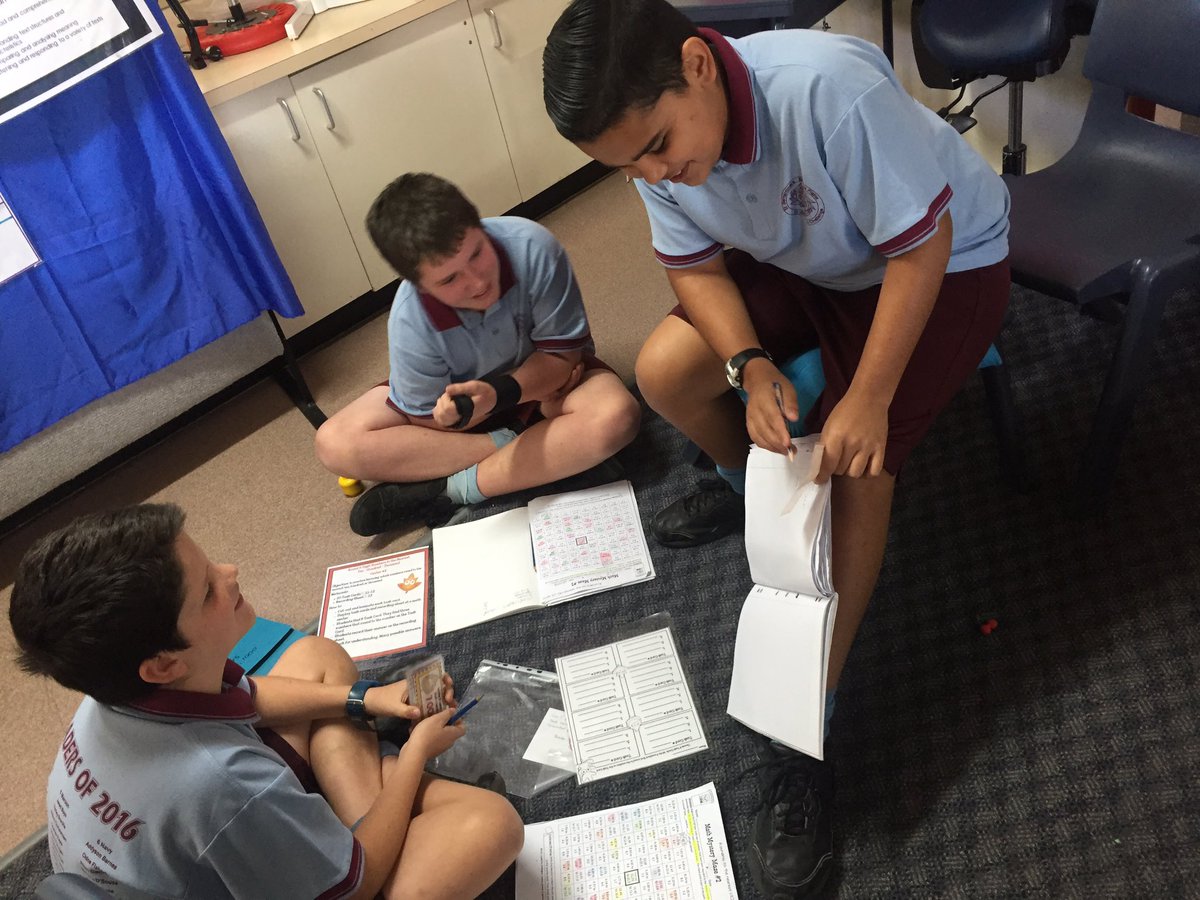MsC3WStBs's tweet photo. #roundinggoals @MrsGNumeracy look at us go! #gameshelpuslearn #thankyou #mathsgoals https://t.co/HOyBD8p0Ir