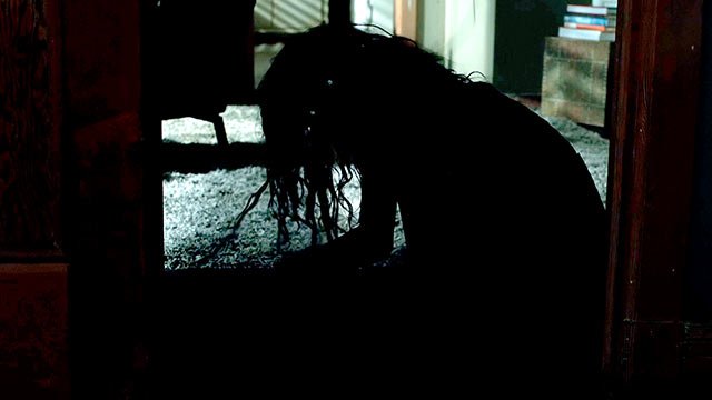 映画情報 オスカーノユクエ على تويتر その恐ろしい映像が話題となった2分間の短編映画を劇場長編化したホラー映画 Lights Out が全米2818館で公開され Op興収2160万ドルを稼ぐ予想外のヒット 闇夜に家族を襲う女性の影の正体は 死霊館 監督がプロデュース 映画情報 オスカーノユクエ على تويتر その恐ろしい映像が話題となった2分間の短編映画を劇場長編化したホラー映画 Lights Out が全米2818館で公開され Op興収2160万ドルを稼ぐ予想外のヒット 闇夜に家族を襲う女性の影の正体は 死霊館 監督がプロデュース