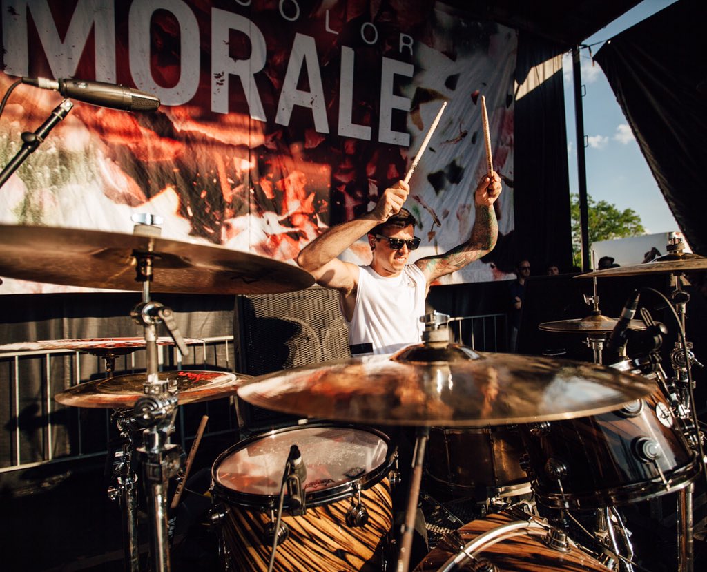 tcmsteve's tweet photo. When the π hits my @dwdrums kit and makes the #RoyalEbony POP! || π·: @kolbyster || #dwdrums #warpeDWarped https://t.co/4wLamHvjtd