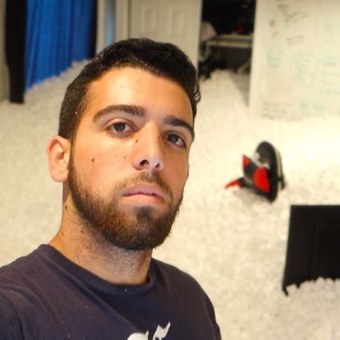 FaZeBlaze's tweet photo. Hey! Just your friendly neighborhood faze apex here! Hope your day's going better than mine 😫 https://t.co/xTvU6Bz7x4