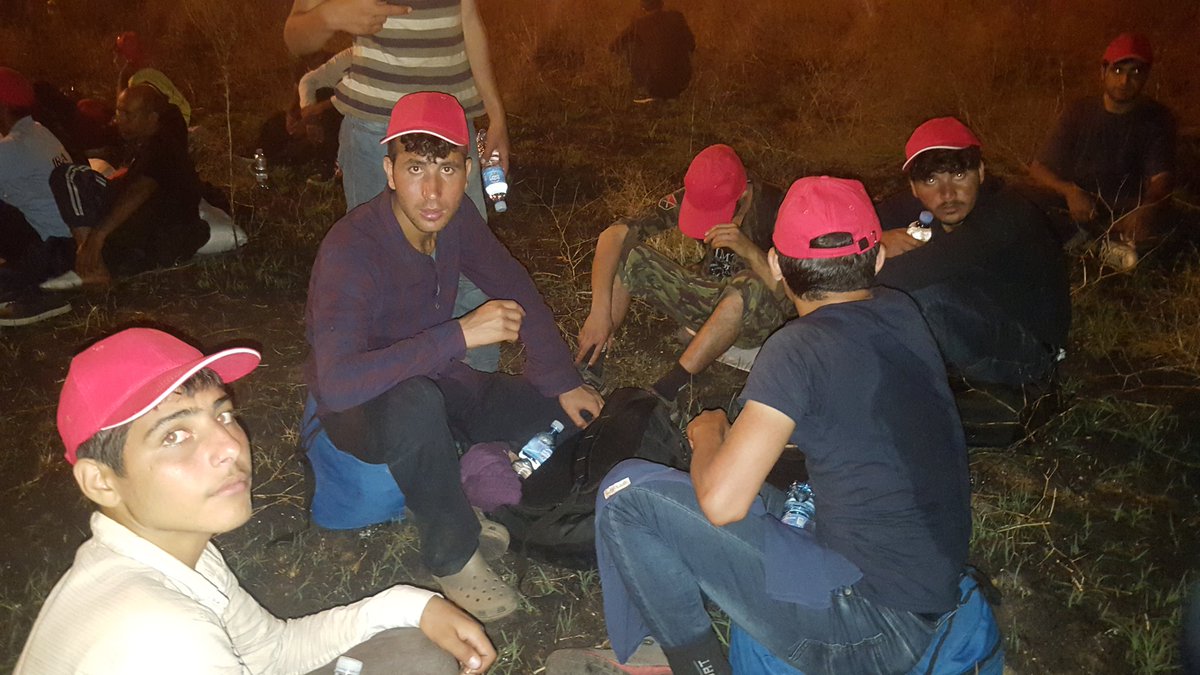 benjaminvonwyl's tweet image. #refugee smuggled my mobile to #hungerstrikers of #marchforhope @nofrontexvienna @MovingEurope