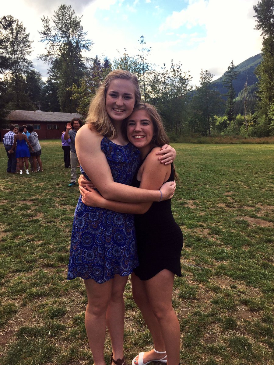 emmabooze's tweet photo. a circle is round, it has no ends, that's how long I want to be your friend🌟 #BeBaker2016 #cispusmagic https://t.co/pvnhg5vHhX