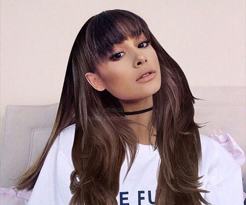 Ariana Grande Update Sur Twitter Omg Short Bangs Or Long Bangs Arianagrande Always Slay With These Bangs Mtvhottest