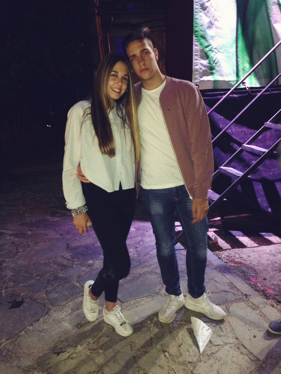 amaaayaaa_'s tweet photo. finde semana genial, con gente genial 😍😍😍🤘🏽👏🏼 por más el año que viene #Cillan #SuperPerras 🐶👅😏❤️👅😎 https://t.co/teSpeawrJk