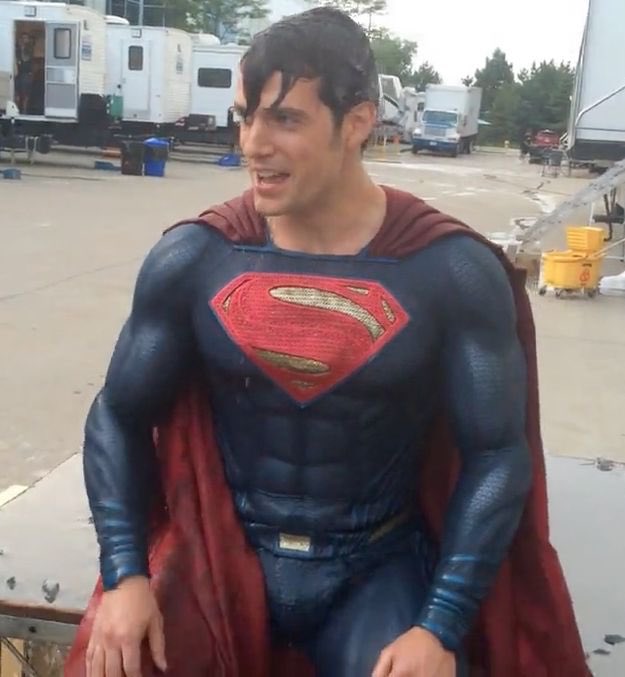 celeb_bulges's tweet photo. henry cavill aka superman bulge https://t.co/8aUEAAZrWD