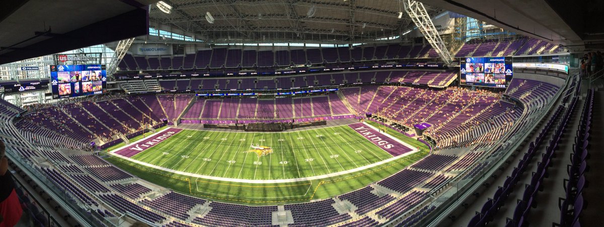 ShaneJSutton's tweet photo. #OpenTheGates https://t.co/mIumBo32F2