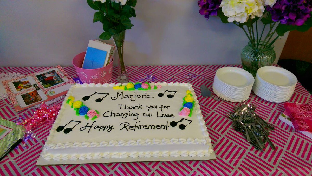 Retirement cake! #SPUC <a href="/UnitedChurchCda/">United Church Canada</a>