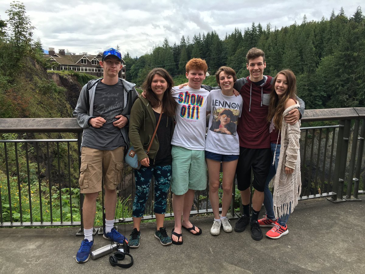 MorganNadauld's tweet photo. A real life adventure with my best friends. It was lit my dudes https://t.co/uLnJPaZ7hb
