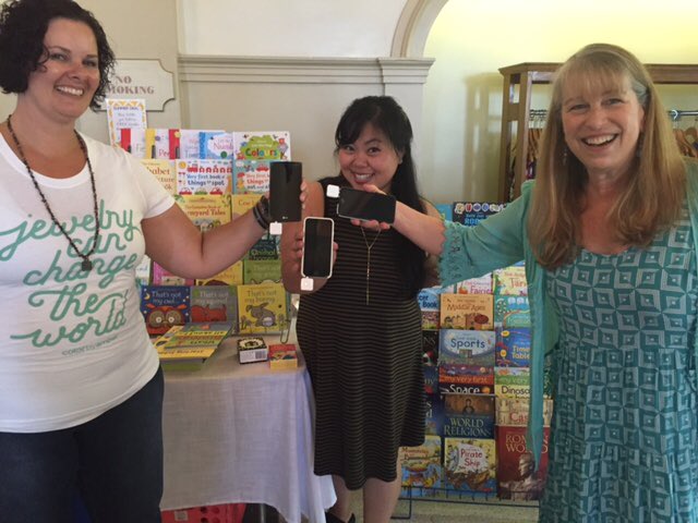 SoundMindCa's tweet image. Square Dance! Van Summer Market. @SoundMindCa @Loveecojewels @helen_engelgray #SquareTheLove #contest