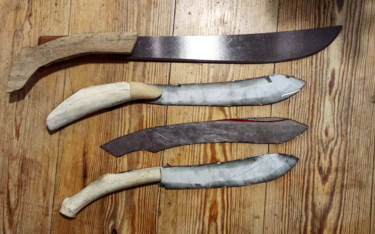 Nookslindell's tweet photo. Panas in the making. Will be selling them at #KivTradeShow this fall in #Rankin #Inuvative #Inuit #Nunavut #nunagram https://t.co/0d6FN3ONU8