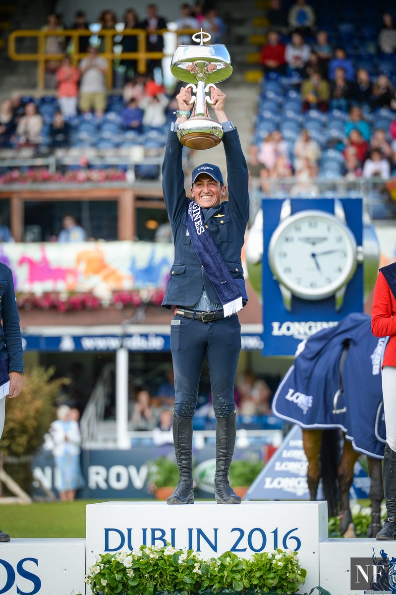 NOËLLE FLOYD tweet media