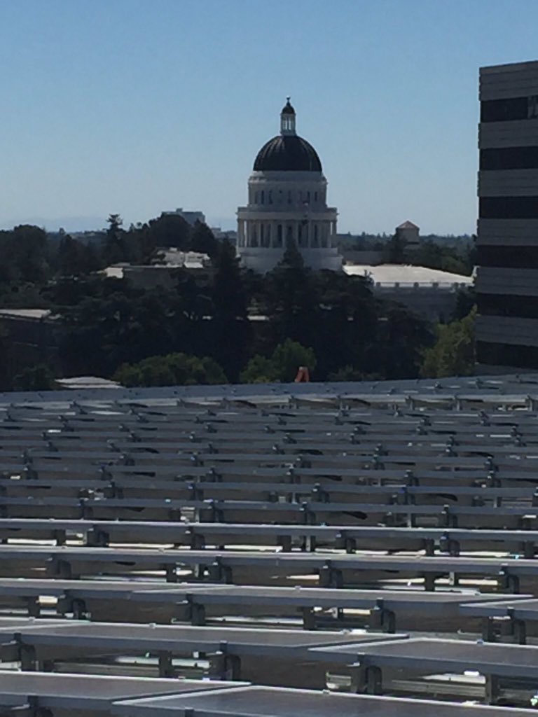 chrisgranger313's tweet photo. Nice view from up top @Golden1Center. #100PercentSolar #CityOfTrees #sacramentoproud https://t.co/tsjhlCXxEB
