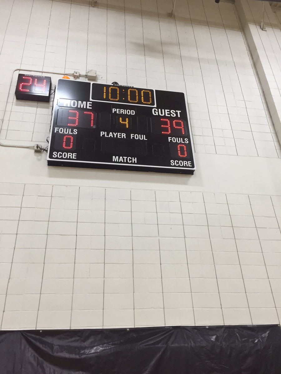 AEBLHOOPS's tweet image. At the end of 3 #streetexcs leads #atldreamteam 37-39 #AEBLHOOPS