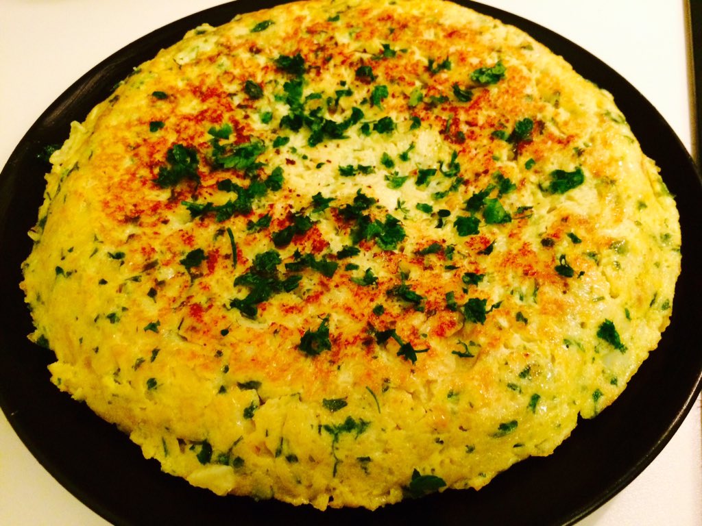 BasqueKitchen's tweet photo. Salt cod omelette for dinner with salad ! https://t.co/F5g7NLB3hd