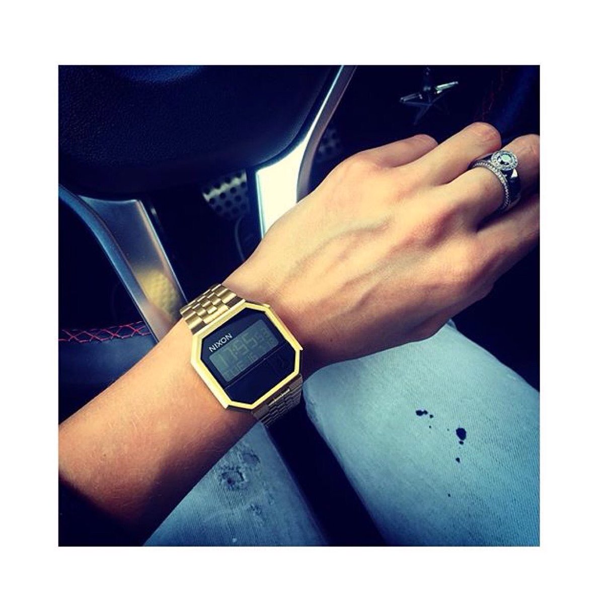 palaciohierro's tweet photo. RT @NixonMX: Aprovecha los días de Rebaja sobre Rebaja en productos Nixon, búscalos en tiendas y online. https://t.co/SnoIg64RKm