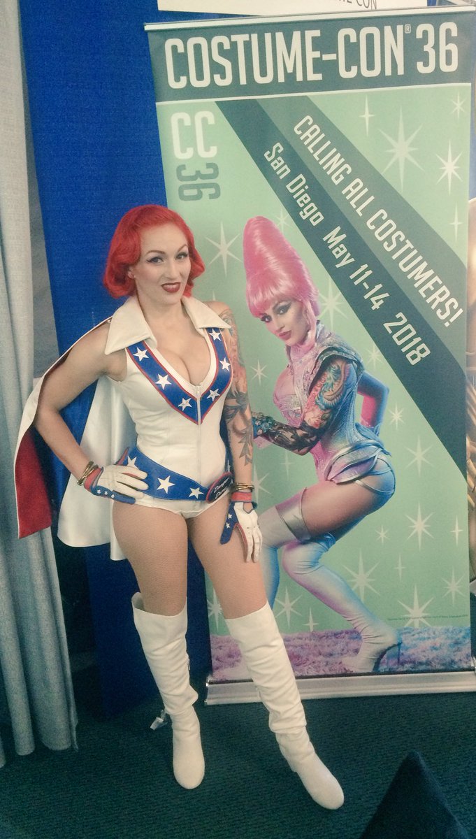CostumeCon36's tweet photo. Wonder Twin powers, activate! #SDCC #cc36 #costumecon36 #model #gorgeous #stephaniepinup https://t.co/I62rpDUqxF