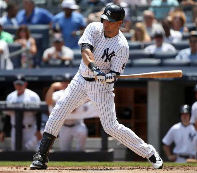 SFGiants_FZ's tweet photo. #MLB Eovaldi, Yanks top #Giants 5-2, but too late to stop trades? https://t.co/0bJGeuFTrI https://t.co/VO2uAgA4E6