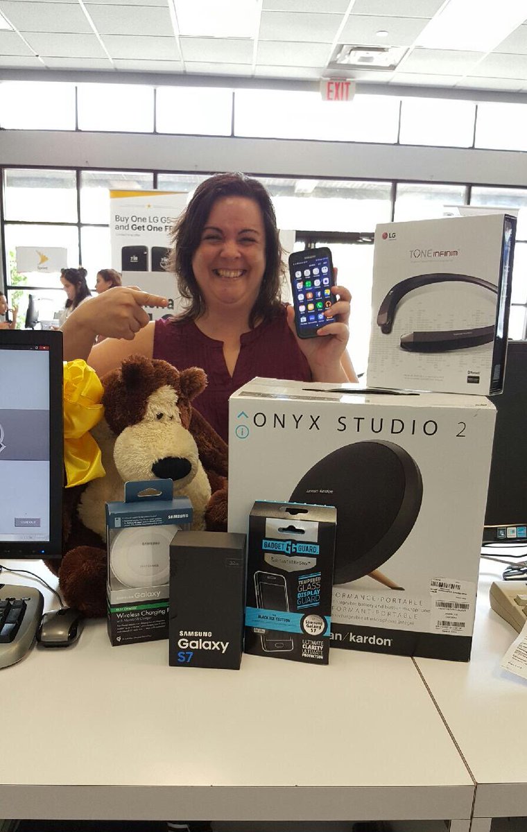 Kate ported from Verizon and purchased over $500 in accessories.
#NoMoreOverPaying💸
WELCOME TO SPRINT KATE!