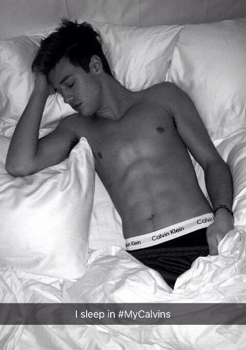 EftimovaIvona's tweet photo. @camerondallas We are always here for you...
#WeStandForCameron ππππ https://t.co/s910j3VE5v