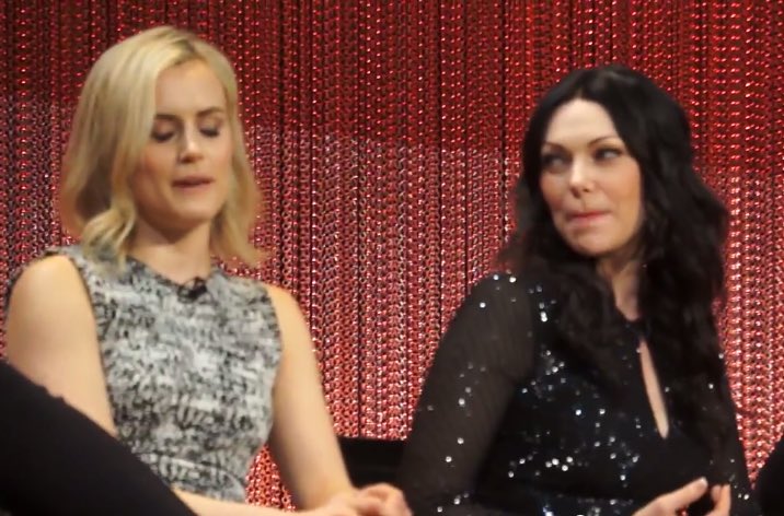 VauseMeHard's tweet photo. When Laura looked at Taylor like this https://t.co/D7B05FUMwy