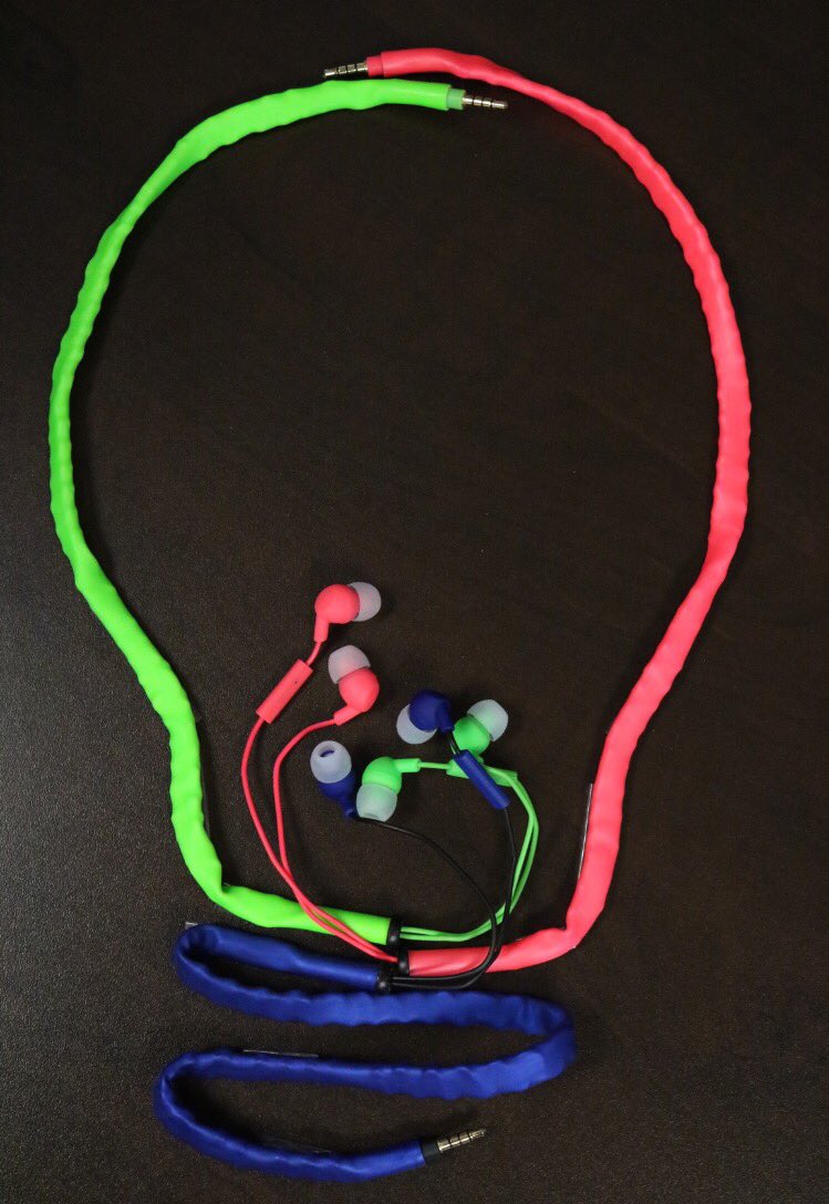 CordCruncher's tweet photo. Make the b(right) choice! Shop our fun #TangleFree Earbuds: https://t.co/gGb7Y5Yyww #brightideas #color https://t.co/QnFqHaUVAX