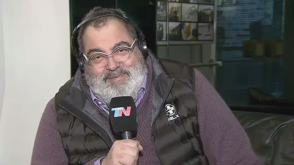 albmaldonadook's tweet photo. #ElFraude Este es el "gordito golpista" @EPoliticaC5N @robdnavarro https://t.co/j5TPxfvqhI