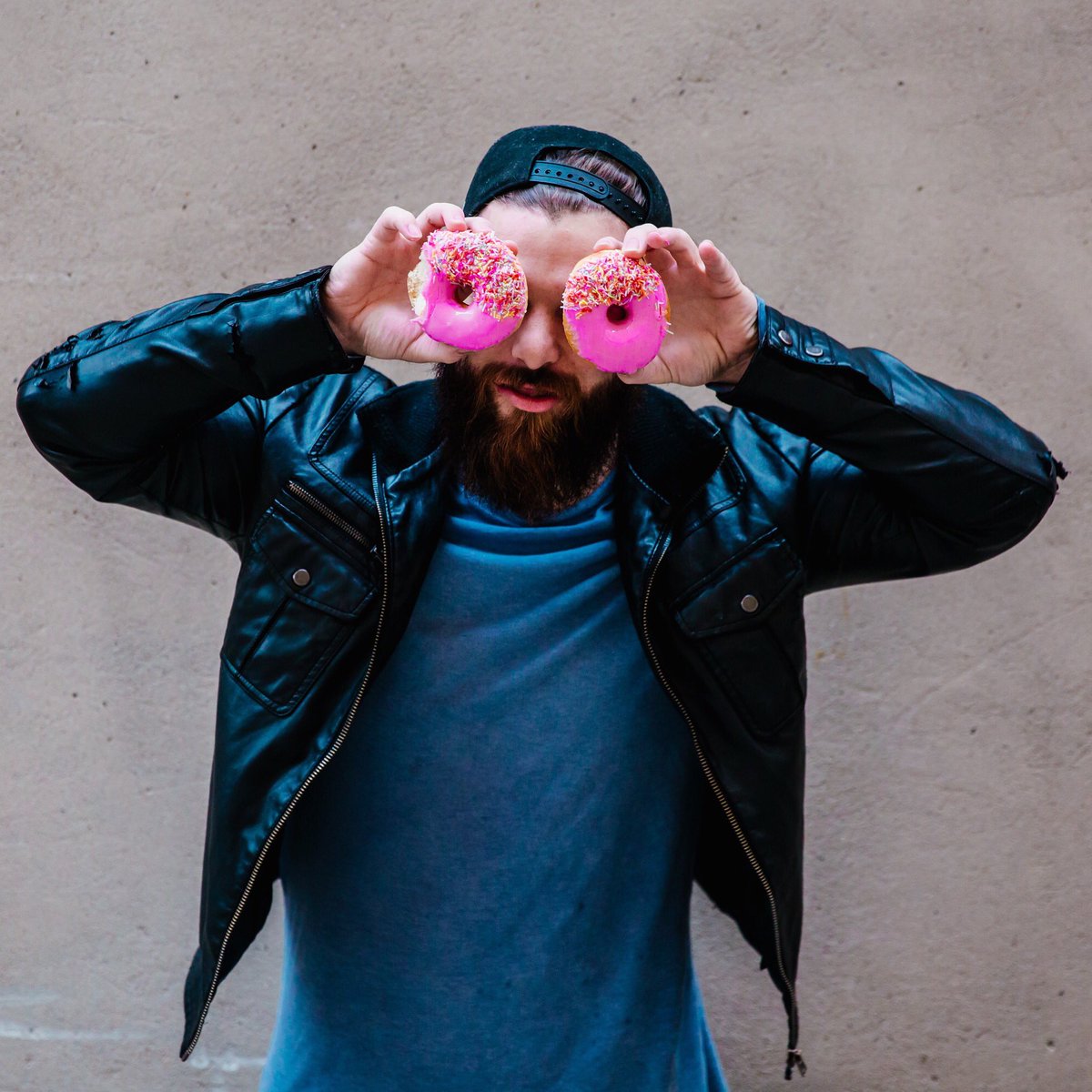 <a href="/obesitymusic/">E V O</a> just dropped an epic snack pack for your sets 😏🔥

soundcloud.com/obesityremix/o…