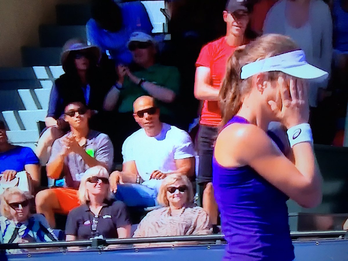 helenjerome's tweet photo. Oh I say. She's done it. @JoKonta91 beats @Venuseswilliams in 3 sets in #Stanford final @TeamGB #AcePerformance https://t.co/UCe1C8d6eT
