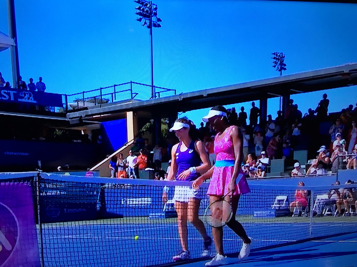 helenjerome's tweet photo. Oh I say. She's done it. @JoKonta91 beats @Venuseswilliams in 3 sets in #Stanford final @TeamGB #AcePerformance https://t.co/UCe1C8d6eT