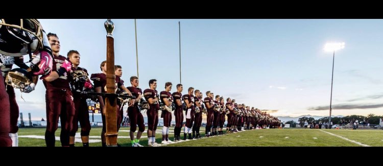Dakota_Hansen15's tweet photo. 25 Days until those Friday Night Lights😎 #LP⚔ https://t.co/kM8tANZpSu
