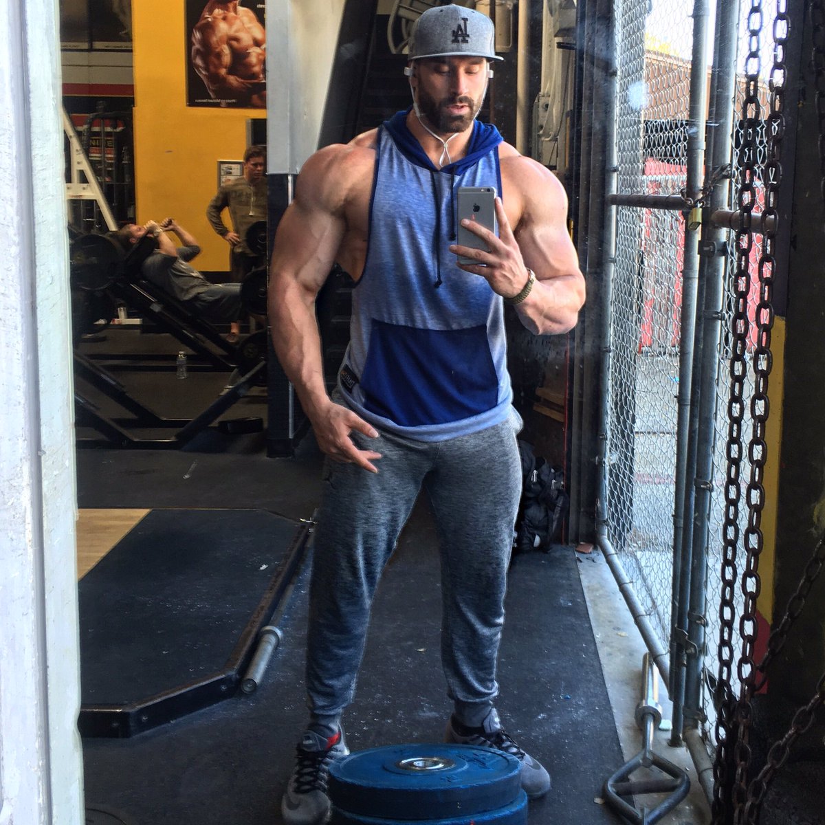 BradleyMartyn's tweet photo. RT THIS IF YOU LOVE C🍕RBS https://t.co/P9rffg4IKJ
