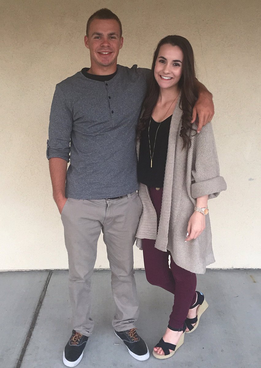 graciemitchelll's tweet photo. Happy Birthdayyy to the best older brother I could ask for 🎉🎉 I love and miss you so much ❤️❤️❤️ @J_MitchJr https://t.co/xljL3uxTMx
