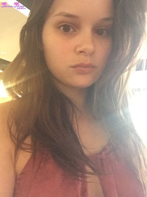 Raw: NO hair, make up, filter, or edits 📸  as it was taken #foreveryoung #GoodGenes https://t.co/Idm<a href="/tag/goodgenes"class="tags"><span>#goodgenes</span></a><a href="/tag/foreveryoung"class="tags"><span>#foreveryoung</span></a>