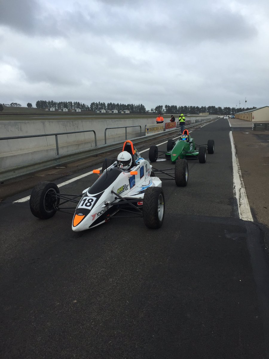 Great to have some <a href="/FFordAus/">Formula Ford</a> cars testing here ahead of the national series return, August 20-21 #starsofthefuture